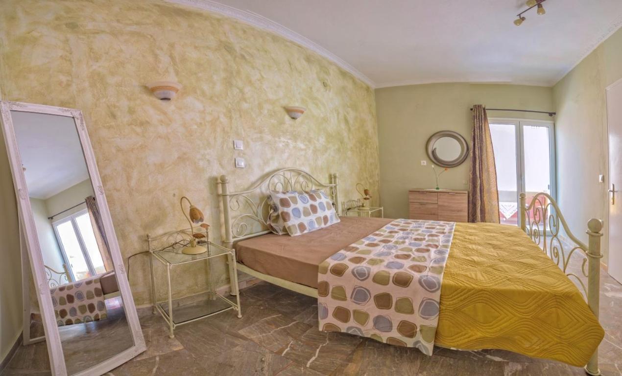 Efi Apartments Agios Gordios  Extérieur photo