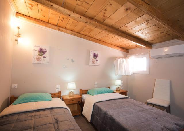 Efi Apartments Agios Gordios  Extérieur photo