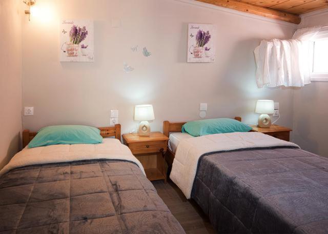 Efi Apartments Agios Gordios  Extérieur photo