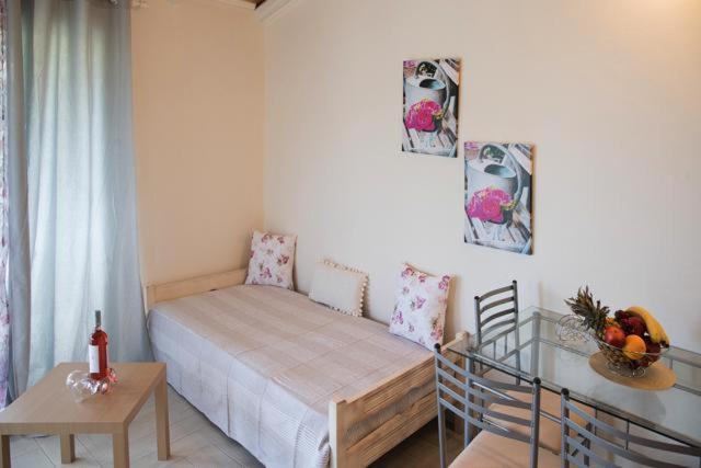 Efi Apartments Agios Gordios  Extérieur photo
