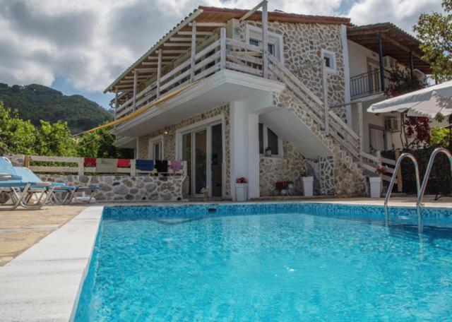 Efi Apartments Agios Gordios  Extérieur photo