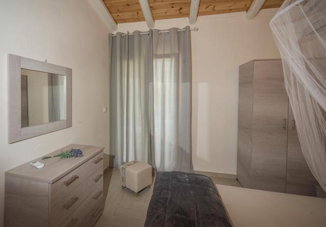 Efi Apartments Agios Gordios  Extérieur photo