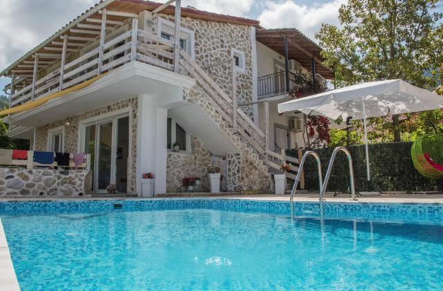 Efi Apartments Agios Gordios  Extérieur photo